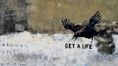 crow_streetartpenang_cameraandcarryon-jpg