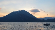 lakecomo_stunningsunsets_cameraandcarryon-jpg