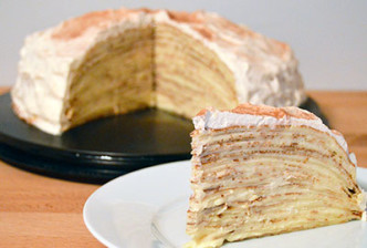 feature_disaronno-crepe-cake_cameraandcarryon